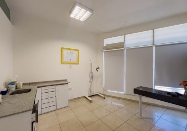 CONSULTORIOS, LOCAL COMERCIAL U OFICINAS