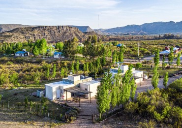 Complejo de 4 Cabañas en Venta en Valle Grande con Piscina y Acceso al Rio Atuel 